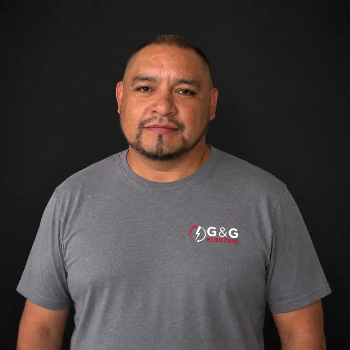 Luis Arcibar, Electrician at G&G Electric